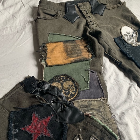 Size 27, low rise. - Picture 1 of 6